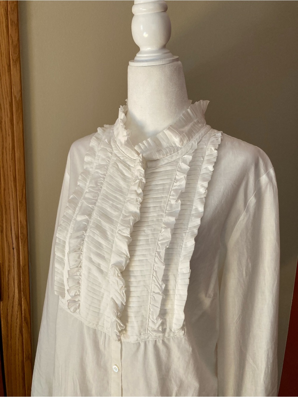 J. Crew White Ruffled Button-Front Blouse Size 8 - Picture 3 of 10